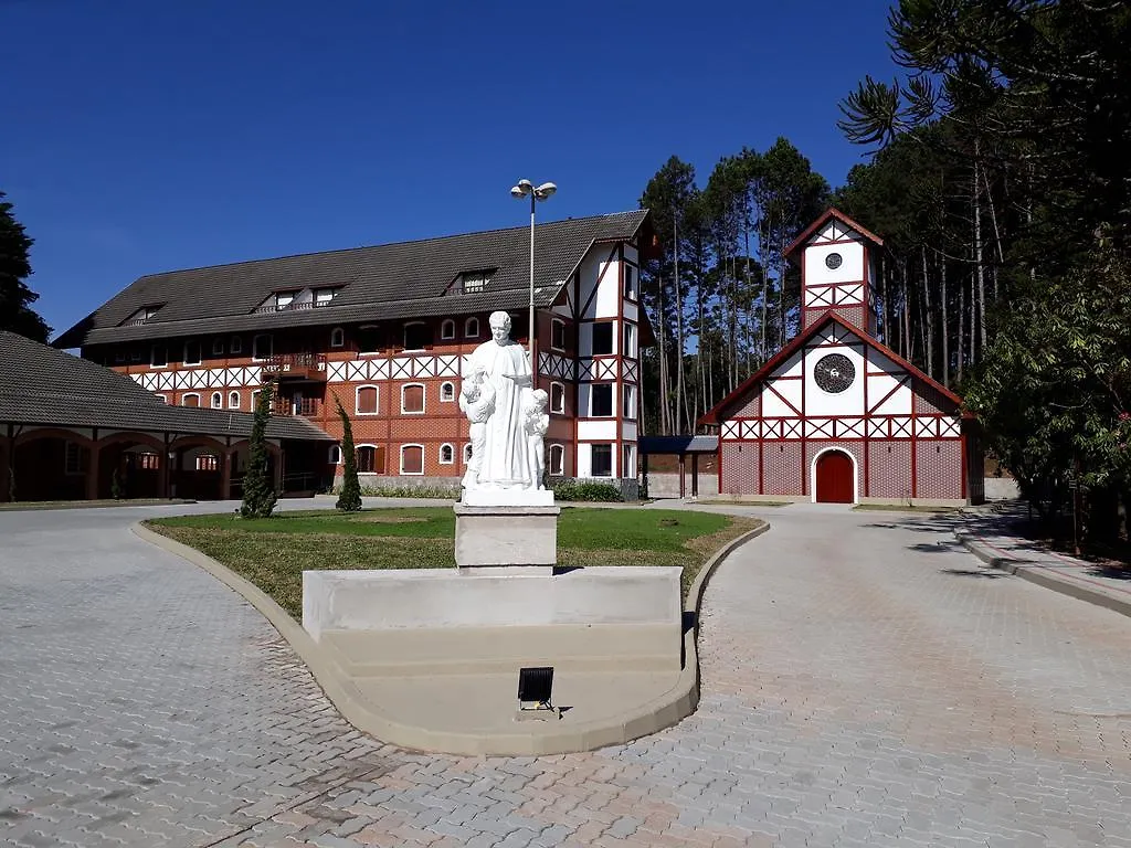 Vila Dom Bosco Campos do Jordão 3*,